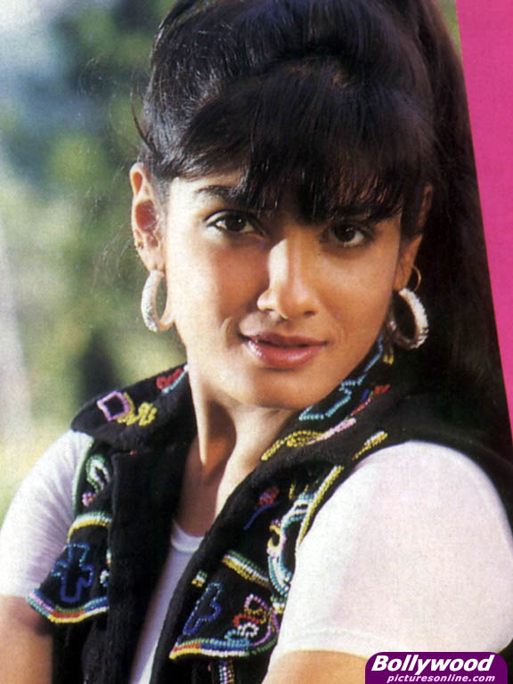 Raveena Tandon - raveena_tandon_006_ut.jpg