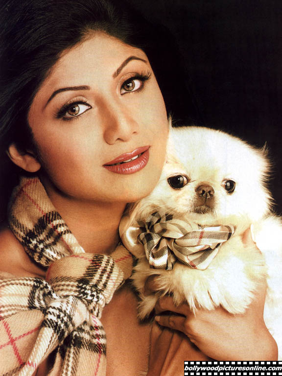 576px x 768px - Famous Celebrity: Shilpa Shetty